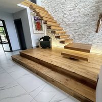 Escalier flottant à concept ouvert avec garde-corps en verre trempé, structure sur mesure, livraison directe d'usine