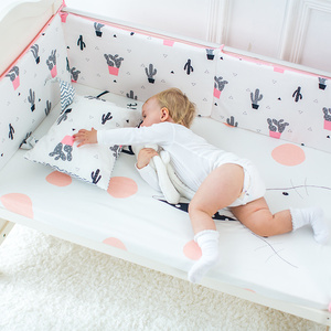 Prix bas pliable rose motif végétal imprimé doux mousseline bébé lit Bébé pépinière lit bébé pare-chocs de sécurité ensembles - Product Image 1