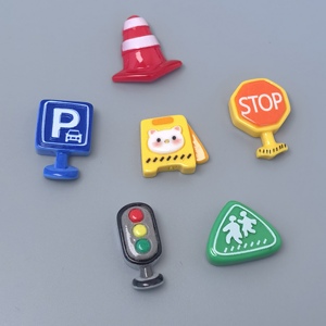 Mini Cono de Tráfico, Semáforo, Señal de Parada y Estacionamiento, Lindos Dijes de Resina de Base Plana, Decoración Divertida para Álbumes de Recortes, Manualidades DIY para Slime - Product Image 3