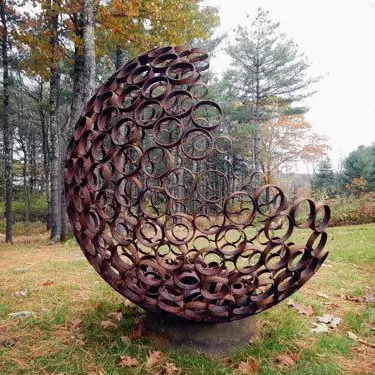 Al aire libre encantador de acero Corten de Arte Jardín de corte por láser de bola de Metal esculturas