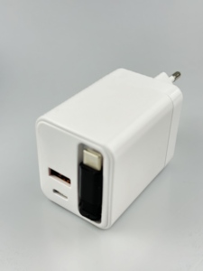 35 Вт выдвижное зарядное устройство <span class=keywords><strong>3</strong></span> в 1 Многофункциональное 35 Вт выдвижное настенное зарядное устройство с кабелями 80 см USB C QC3.0 зарядное устройство Блок адаптер - Product Image 3