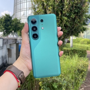 Camon 50 Pro 5G à bas prix, double SIM, écran incurvé HD 120Hz, 108MP, smartphone Android 15 - Product Image 2