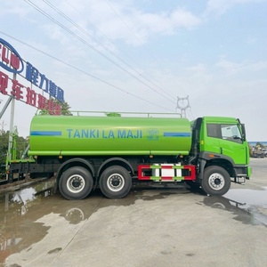 Camion-citerne FAW robuste 6x4 à 10 roues pour l'arrosage et la pulvérisation, véhicule de transport d'eau - Product Image 6