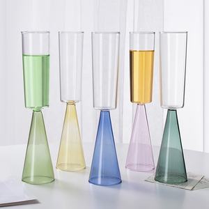 Copas de Vino Cónicas de Tallo Alto Sopladas a Mano para Bodas, Copas de Champán de Borosilicato de Alta Calidad en Colores Azul, Verde, Amarillo y Rosa - Product Image 2