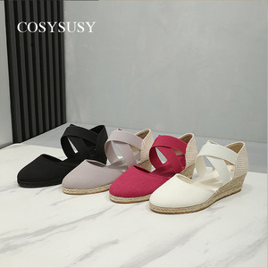 Sandalias de cuña para mujer estilo europeo con suela de cuerda de cáñamo, tiras cruzadas, punta cerrada, transpirables, informales, con plataforma. - Product Image 3