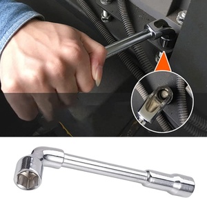 <span class=keywords><strong>Clé</strong></span> <span class=keywords><strong>à</strong></span> douille industrielle double embout en L réglable de 17 mm, chromée, 2000 lb-ft, 10 douilles allongées, 18 douilles métriques - Product Image 5