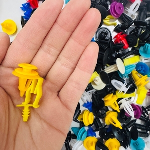 Lot de 100 attaches et fixations automobiles en <span class=keywords><strong>plastique</strong></span> pour carrosserie, tailles variées, vente en gros - Product Image 5