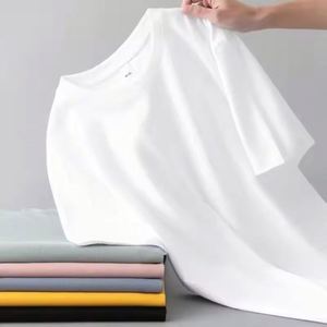 เสื้อยืดผู้ชายแขนสั้นคอกลมสไตล์ลำลองผ้าคอตตอนถัก 100% น้ำหนัก 180 กรัม พิมพ์ลายตัวอักษร ระบายอากาศได้ดี รับสกรีนโลโก้ - Product Image 3