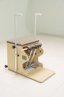 Chaise Wunda de rééducation corporelle en bois, cadre en érable, chaise d'exercice Wunda pour la rééducation corporelle, mousse haute densité, studio de yoga