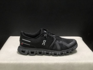 Cloud 6 scarpe da passeggio alte da uomo e da donna con lacci sportivi traspiranti con soletta in PVC in gomma per la stagione invernale - Product Image 2