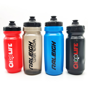 Borraccia Sportiva per Bicicletta da 600ml 700ml con Logo Personalizzato all'Ingrosso, Borraccia Spremibile per Ciclismo di Grado Alimentare Senza BPA - Product Image 2