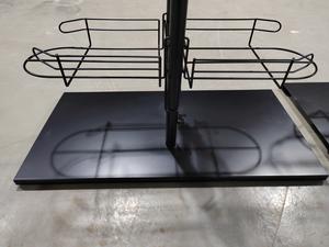 Espositore per Cappelli Personalizzabile, Portacappelli Moderno Multi-Livello per Negozi di Abbigliamento, OEM/ODM - Product Image 3