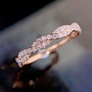 Anello con Bordo Intrecciato, Design Semplice, Anello da Dito per Donne - Product Image 6