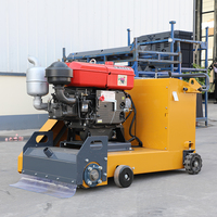 Grande fraiseuse routière autoportée pour la réparation et l'entretien des chaussées ; Largeur de fraisage de 500 mm ; Vitesse variable en continu.
