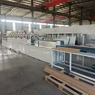 Machine de fabrication de protecteurs d'angle en carton haute vitesse