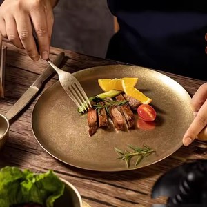 <span class=keywords><strong>Assiette</strong></span> coréenne de luxe en acier inoxydable doré vintage plate pour barbecue <span class=keywords><strong>assiette</strong></span> épaisse argentée <span class=keywords><strong>assiette</strong></span> à <span class=keywords><strong>dessert</strong></span> buffet à steak et fruits - Product Image 2