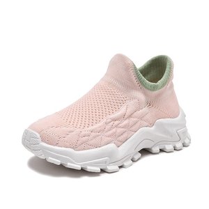 Slip on per bambini scarpe da passeggio scarpe da passeggio leggere e traspiranti antiscivolo in rete Casual per bambini scarpe da Tennis da corsa - Product Image 1