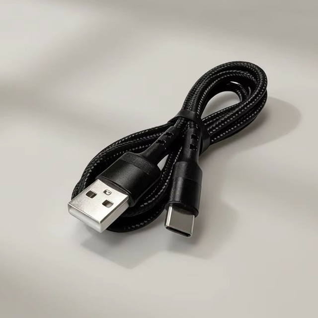 BWVV 1M Black 60W Braided USB-A to Type-C Cable with Pure Copper Conductor and 2.4A Fast Charging for Mobile Phones