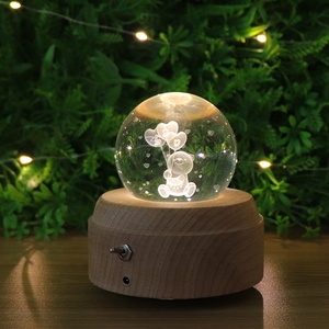 Tady Bear-Lámpara Led de mesa con bola de cristal 3D, luz nocturna recargable con Base musical para niños - Product Image 1