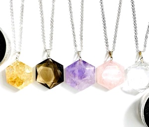 Collar con Colgante Hexagonal Facetado de Citrino, Chapado en Oro, Plata de Ley 925, Certificado IGI, Venta al Por Mayor, HARI OM CREATIONS - Product Image 1