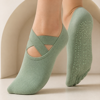 Jereathy Lot de 3 chaussettes de yoga antidérapantes respirantes en tricot pour femme avec soutien de la cheville et sangle croisée