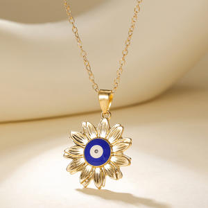 Collar Versátil de Alta Gama con Diseño de Llama Solar y Ojo de Diablo, Cadena de Clavícula de Lujo Ligero, Accesorios de Moda - Product Image 4