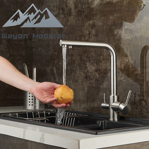 صنبور مطبخ وايون احترافي بفلتر ثلاثي المراحل من الفولاذ المقاوم للصدأ المصقول مع فوهة عالية - Product Image 1