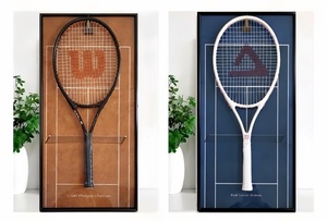 Marco <span class=keywords><strong>de</strong></span> Exhibición <span class=keywords><strong>de</strong></span> Raqueta <span class=keywords><strong>de</strong></span> <span class=keywords><strong>Tenis</strong></span> <span class=keywords><strong>de</strong></span> Metal y Madera Premium, Decoración <span class=keywords><strong>de</strong></span> Pared Grand Slam, Soporte <span class=keywords><strong>de</strong></span> Pared para Coleccionistas <span class=keywords><strong>de</strong></span> Deportes, para Sala <span class=keywords><strong>de</strong></span> Estar - Product Image 2