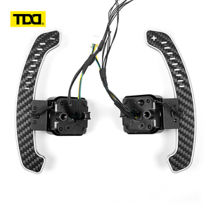Palancas de cambio magnéticas de fibra de carbono TDD LED para volante de Audi serie C8 A6 A7 S6 S7 RS6 RS7 - Product Image 2