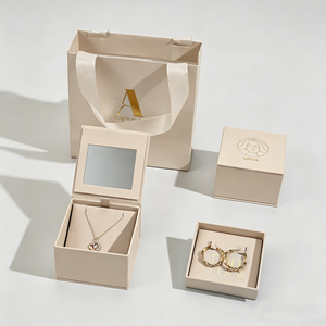 Premium <b>Square</b> Magnetic Mirror Jewelry Packaging <b>Set</b> With Matching Handle Gift Bag For Wholesale Distribution - Product Image 2