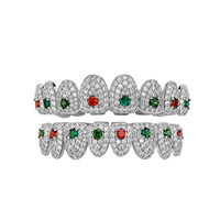 Vente en gros de grillz dentaires rouges et verts entièrement sertis de zircons, 8 dents, bijoux de décoration dentaire pour Halloween et Noël