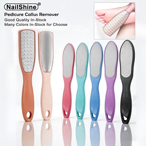 Kit de Pedicura Portátil de Acero Inoxidable Rosa al por Mayor, Lima y Raspador para Eliminar Callosidades, Personalizado para Mejorar la Piel y Eliminar Piel Muerta - Product Image 1