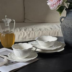 Ensemble <span class=keywords><strong>de</strong></span> tasses à café en céramique avec soucoupe, motif rose pétale, style coréen, pour le <span class=keywords><strong>thé</strong></span> <span class=keywords><strong>de</strong></span> l'après-midi, luxe léger, rétro, blanc pur, <span class=keywords><strong>vaisselle</strong></span> <span class=keywords><strong>de</strong></span> table - Product Image 4