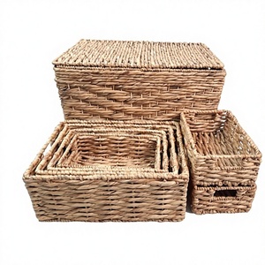 Cesta de Almacenamiento Tejida a Mano con Jacinto de Agua, Ecológica y Moderna, con Asa, Forma Ovalada, Multiusos, Marca Viet Anh, Hecha en Vietnam - Product Image 1