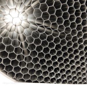 Guide d'ondes en nid d'abeille en acier inoxydable pour la ventilation industrielle moderne dans les systèmes CVC - Product Image 2