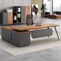 Bureau de direction modulaire en forme de L, finition noyer premium, durable, avec ports de données intégrés et design contemporain