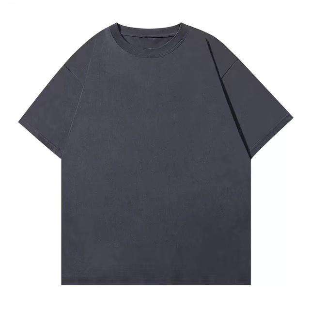 สีเทาเข้ม