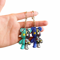 Porte-clés en plastique motif petit ours de dessin animé, pour sac de couple ou voiture, petit cadeau exquis, vente en gros