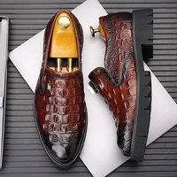 Chaussures en cuir pour hommes, style britannique, nouvelle tendance d'automne, chaussures d'affaires décontractées, un pied sur des chaussures pour hommes, cuir véritable pour hommes
