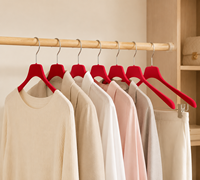 Cintre en velours floqué pour vêtements, cintre de boutique, support de logo personnalisé, cintre robuste antidérapant pour affichage en magasin