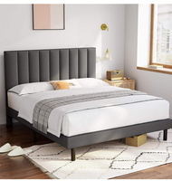 Lit double moderne et minimaliste, rembourré en tissu, avec cadre en teck, tailles personnalisables pour les petits appartements, meubles de chambre à coucher