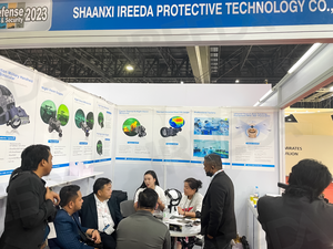 IREEDA Gen 3 FOM1800 + P45 Prismáticos de ganancia manual Fósforo blanco con PVS 31 Visión nocturna Stock Telescopio y óptica - Product Image 5