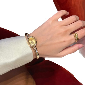 Nouvelle montre bracelet ovale pour femme <span class=keywords><strong>Kaja</strong></span> 2025, cadran de 37 mm, mouvement à quartz, résistante à l'eau, dorée avec accents de diamants 18 carats - Product Image 5