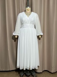 <span class=keywords><strong>Robe</strong></span> blanche à manches longues et col en V pour femmes <span class=keywords><strong>de</strong></span> <span class=keywords><strong>grande</strong></span> <span class=keywords><strong>taille</strong></span>, <span class=keywords><strong>robe</strong></span> élégante en mousseline <span class=keywords><strong>de</strong></span> soie avec un grand ourlet pour femmes <span class=keywords><strong>de</strong></span> <span class=keywords><strong>grande</strong></span> <span class=keywords><strong>taille</strong></span>, sui - Product Image 3