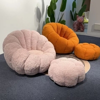 Fauteuil d'appoint en forme de citrouille avec ottoman, fauteuil lounge rembourré en polaire Teddy pour salon, chambre à coucher et chambre d'enfant