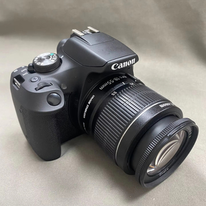 กล้อง DSLR รุ่น EOS 2000D/Rebel T7 ความละเอียด 24.1MP เซ็นเซอร์ APS-C CMOS ถ่ายวิดีโอ 4K พร้อมระบบกันสั่นภาพ - Product Image 1
