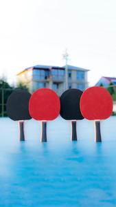 Raquette de tennis de table adhésive double face à prise droite modèle HT-05 Plaque de base en bois de peuplier Film protecteur Certification CE ASTM - Product Image 4