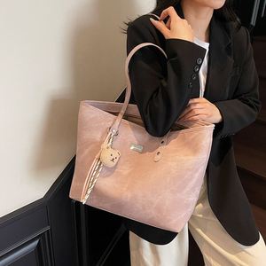 Hot Sale Gradient Color PU Totes Daily Outdoor Work Tote Bag Waterproof Leather Handbags - Product Image 6