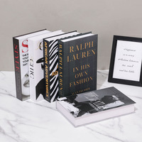 Vente en Gros Livres Maquettes Anglais Simples Pliables Accessoires Magazine de Mode Table Basse Décoration d'Hôtel Décoration Intérieure Art en Papier