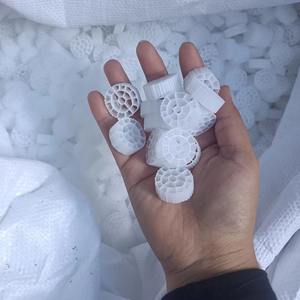 วัสดุกรองชีวภาพสำหรับตู้ปลา <span class=keywords><strong>K1</strong></span> สำหรับตู้ปลาในรูปแบบ <span class=keywords><strong>K1</strong></span> Mbbr Pod <span class=keywords><strong>Filter</strong></span> วัสดุกรองแบบเคลื่อนที่สำหรับตู้ปลา - Product Image 2